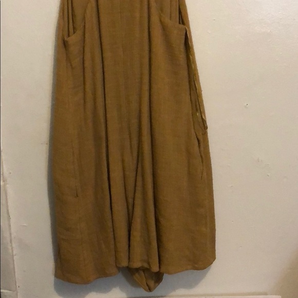 Lush mustard jumpsuit /short size small - Picture 8 of 8